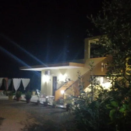 Tenuta Li Frasulli 4*