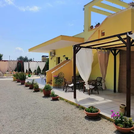 Bed & Breakfast Tenuta Li Frasulli Tuglie