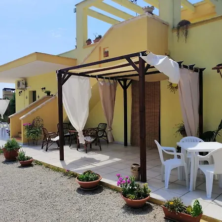 Frühstückspension Tenuta Li Frasulli 4*